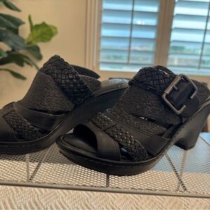 Women's Nurture Black Woven Heeled Sandals, Sz 8.5